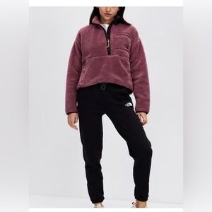 The North Face- Extreme Pile Pullover